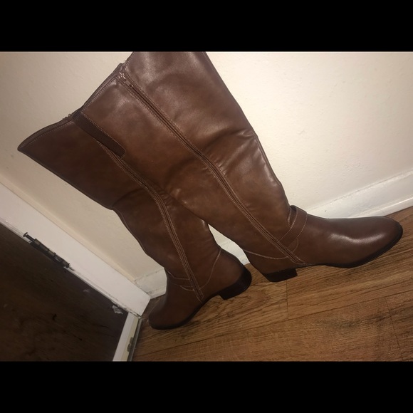 Calf length boots - Picture 4 of 5